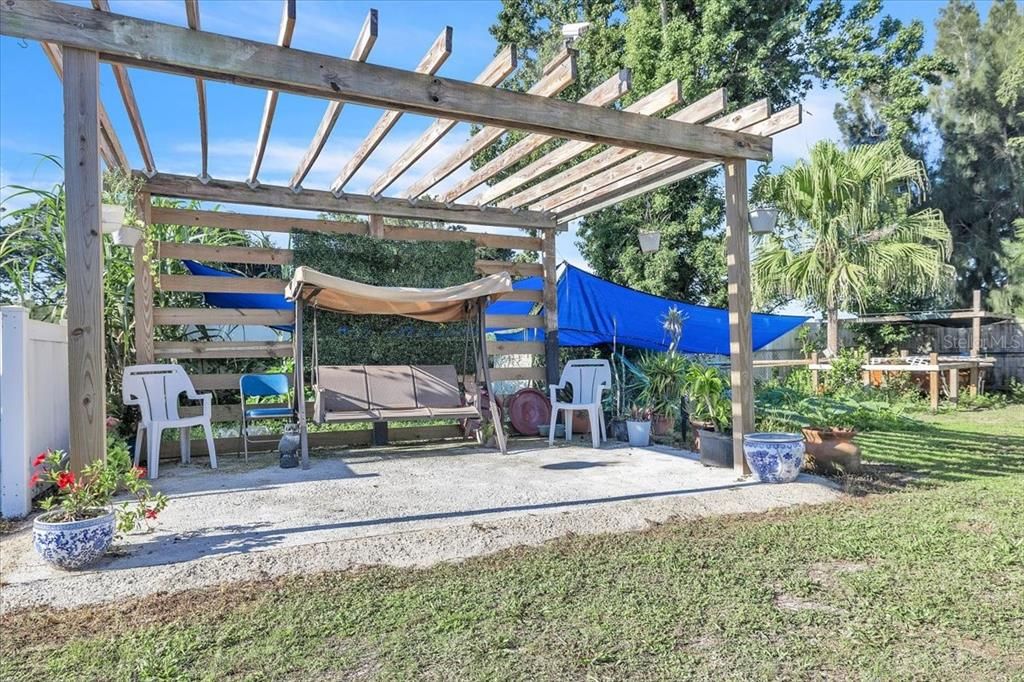 For Sale: $485,000 (3 beds, 2 baths, 1719 Square Feet)