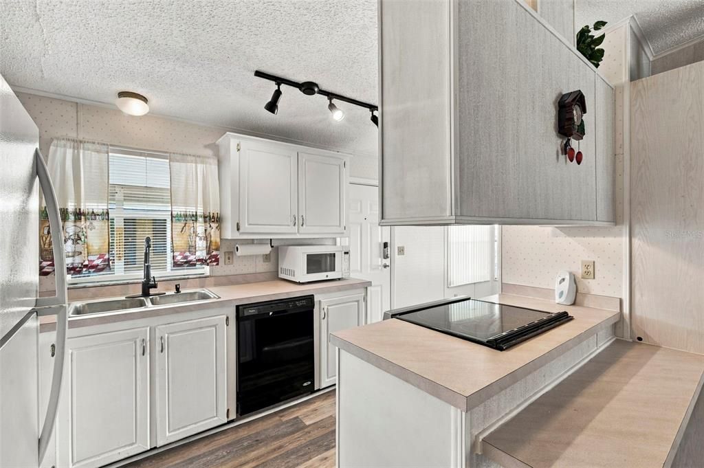 En Venta: $159,900 (2 camas, 2 baños, 1056 Pies cuadrados)