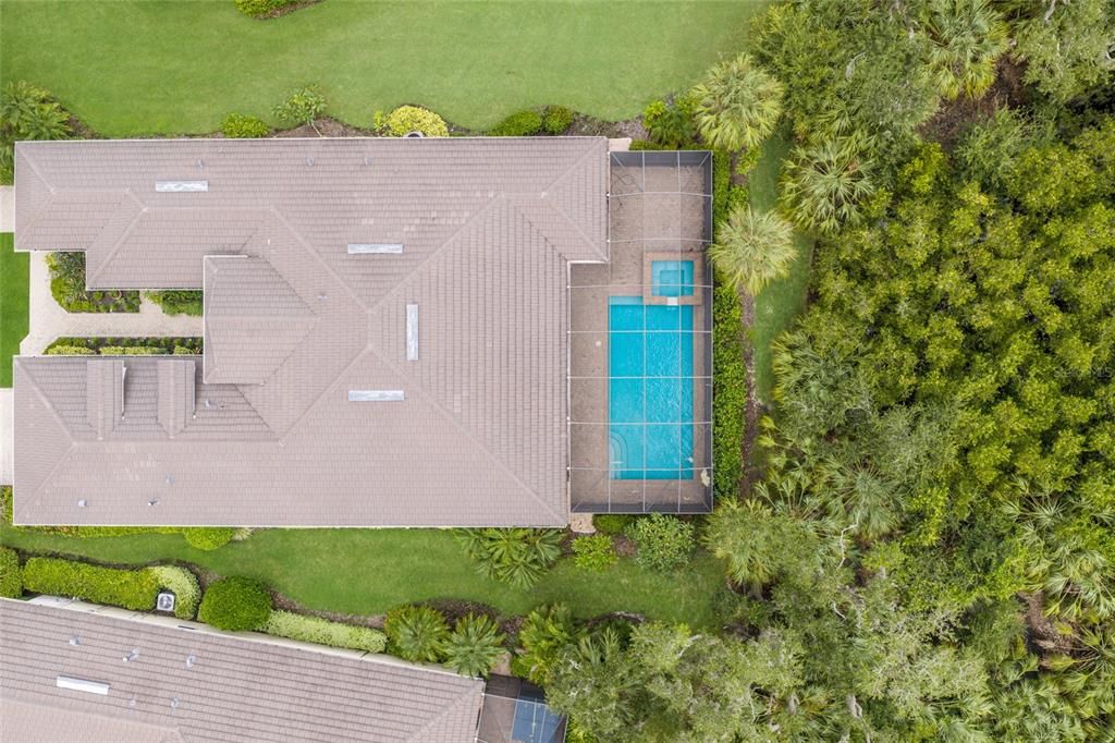 En Venta: $865,000 (3 camas, 3 baños, 2725 Pies cuadrados)