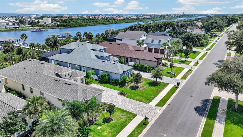 En Venta: $999,000 (3 camas, 3 baños, 2620 Pies cuadrados)