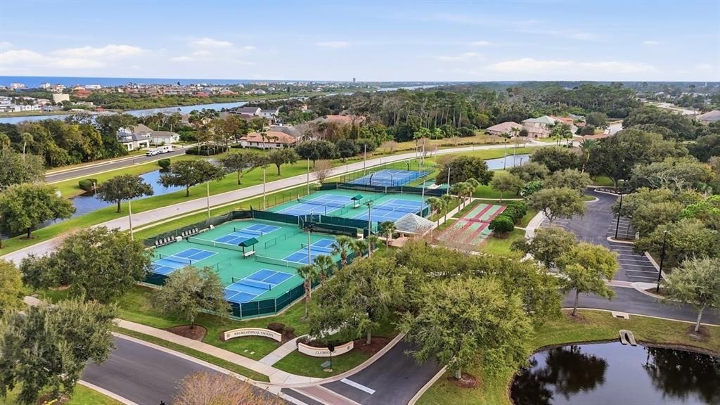 En Venta: $999,000 (3 camas, 3 baños, 2620 Pies cuadrados)