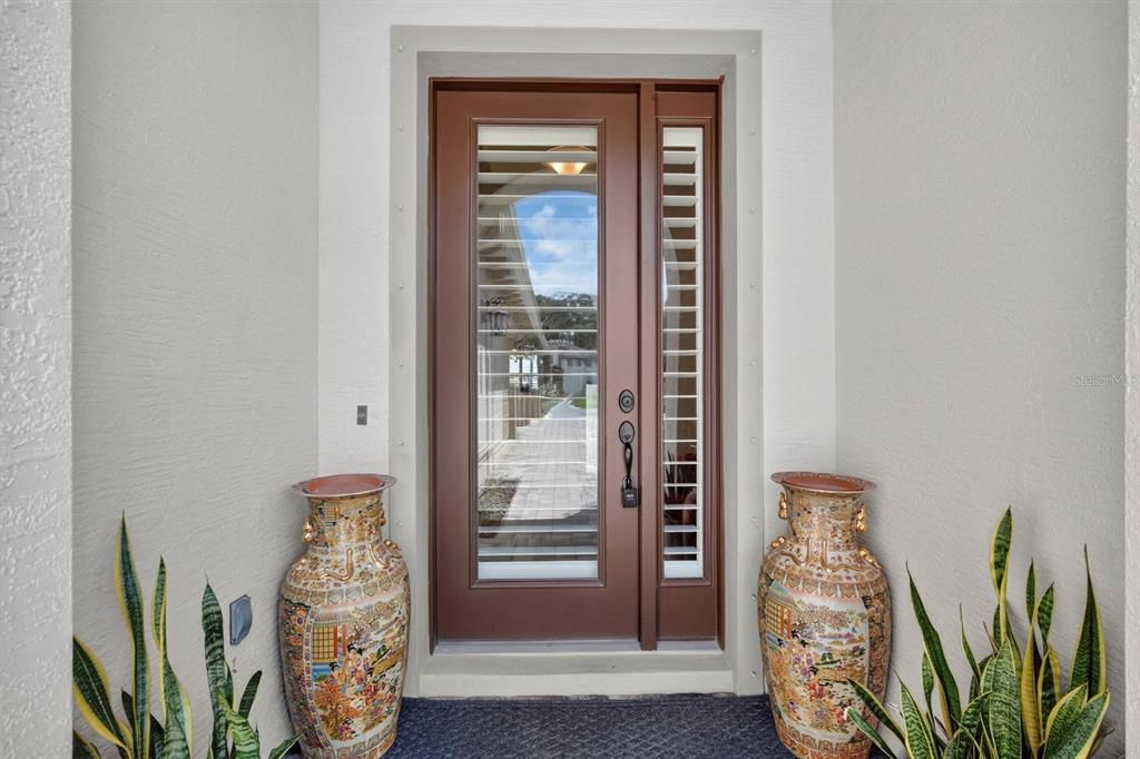 En Venta: $999,000 (3 camas, 3 baños, 2620 Pies cuadrados)