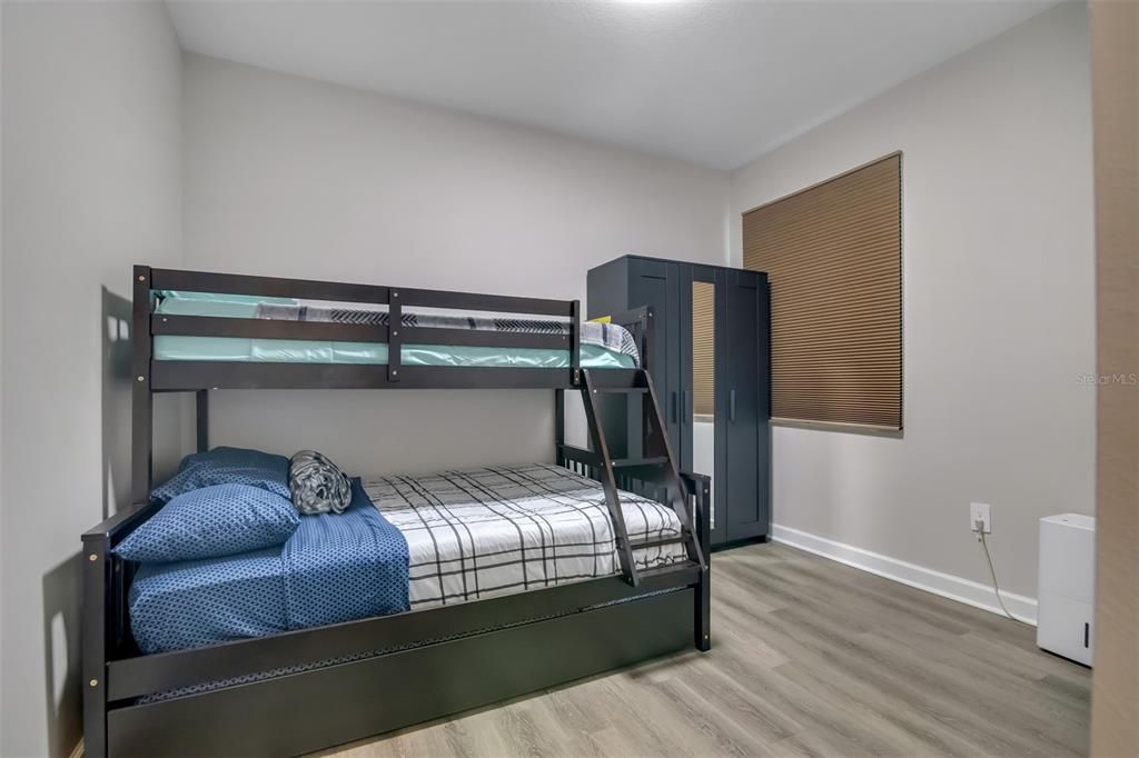 En Venta: $789,000 (4 camas, 3 baños, 2872 Pies cuadrados)