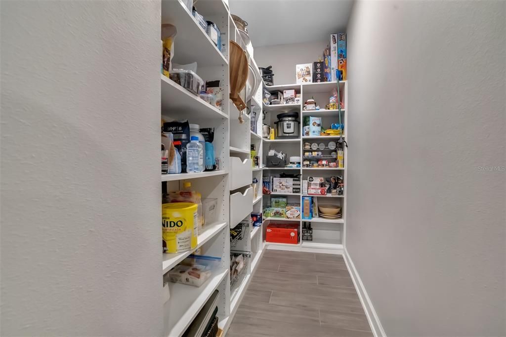 En Venta: $789,000 (4 camas, 3 baños, 2872 Pies cuadrados)