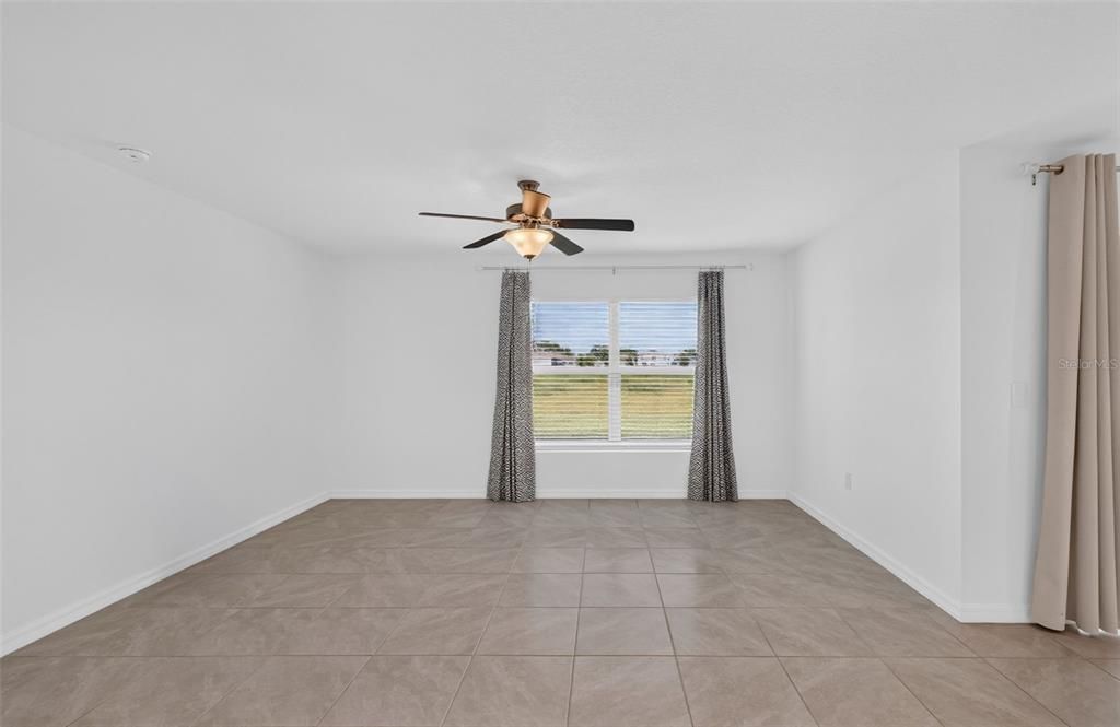 For Sale: $325,000 (4 beds, 2 baths, 1816 Square Feet)