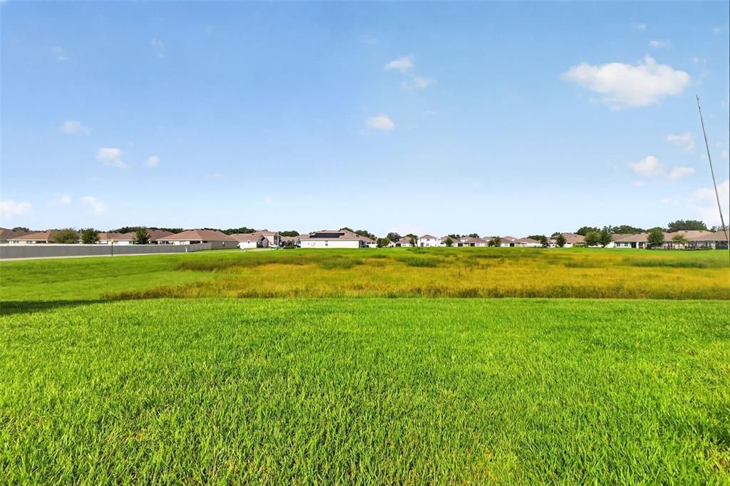 For Sale: $325,000 (4 beds, 2 baths, 1816 Square Feet)