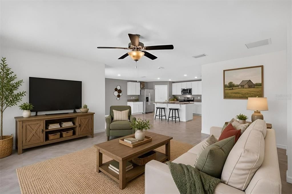 For Sale: $325,000 (4 beds, 2 baths, 1816 Square Feet)