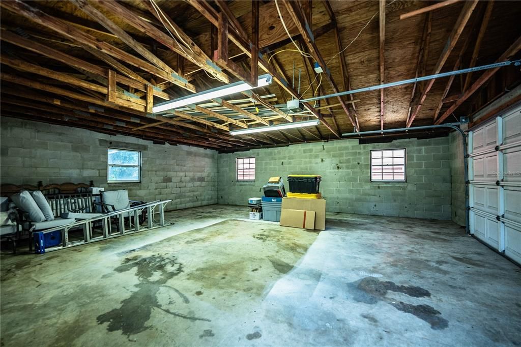 For Sale: $465,000 (4 beds, 2 baths, 2024 Square Feet)
