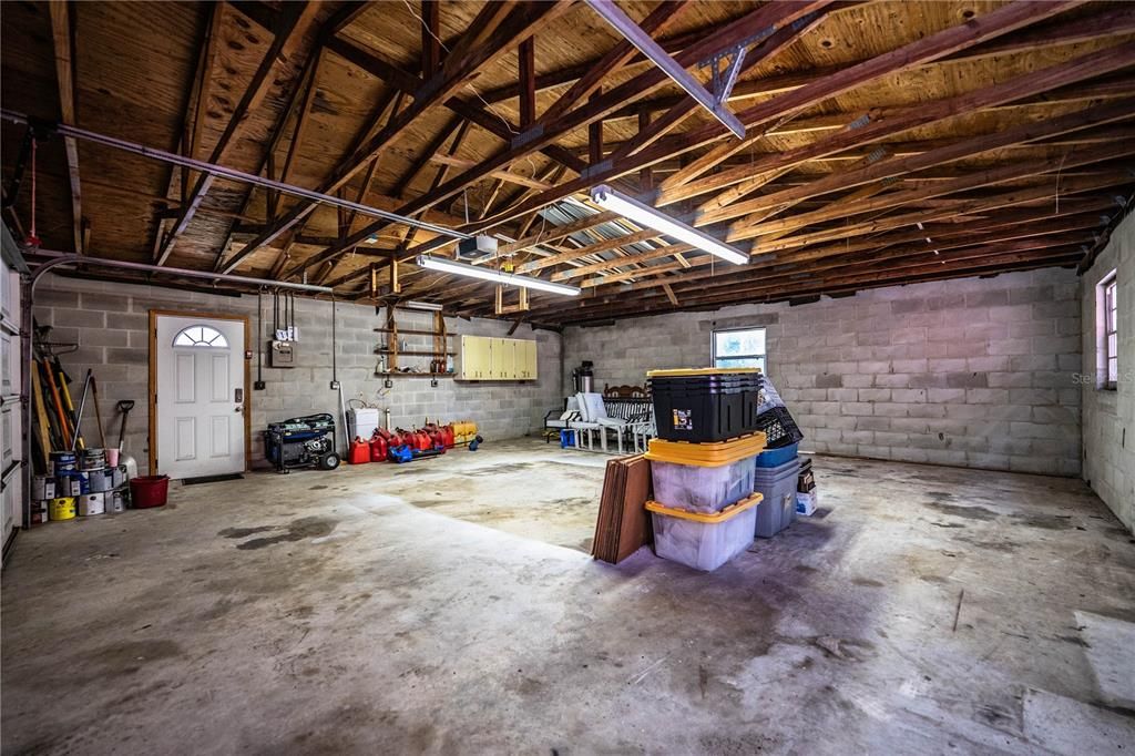 For Sale: $465,000 (4 beds, 2 baths, 2024 Square Feet)