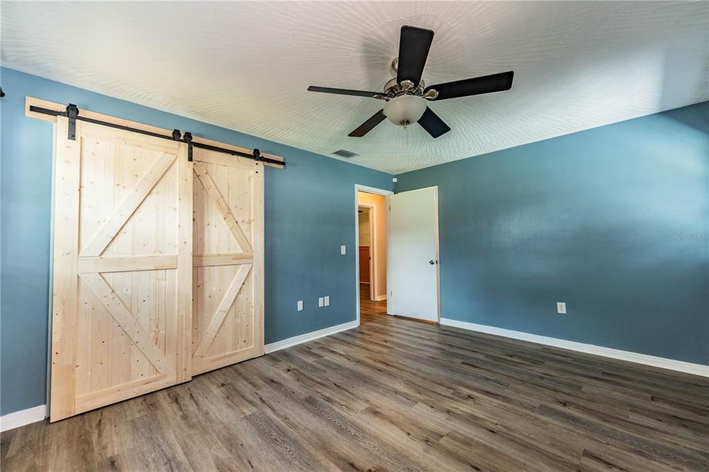 For Sale: $465,000 (4 beds, 2 baths, 2024 Square Feet)