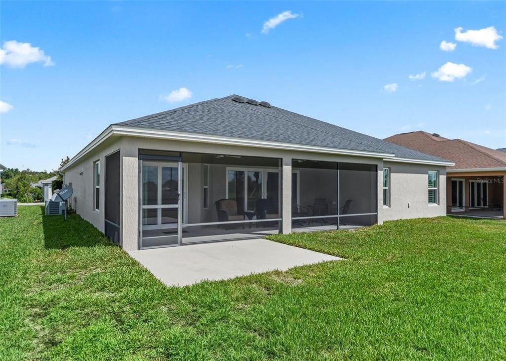 For Sale: $579,000 (3 beds, 3 baths, 1977 Square Feet)