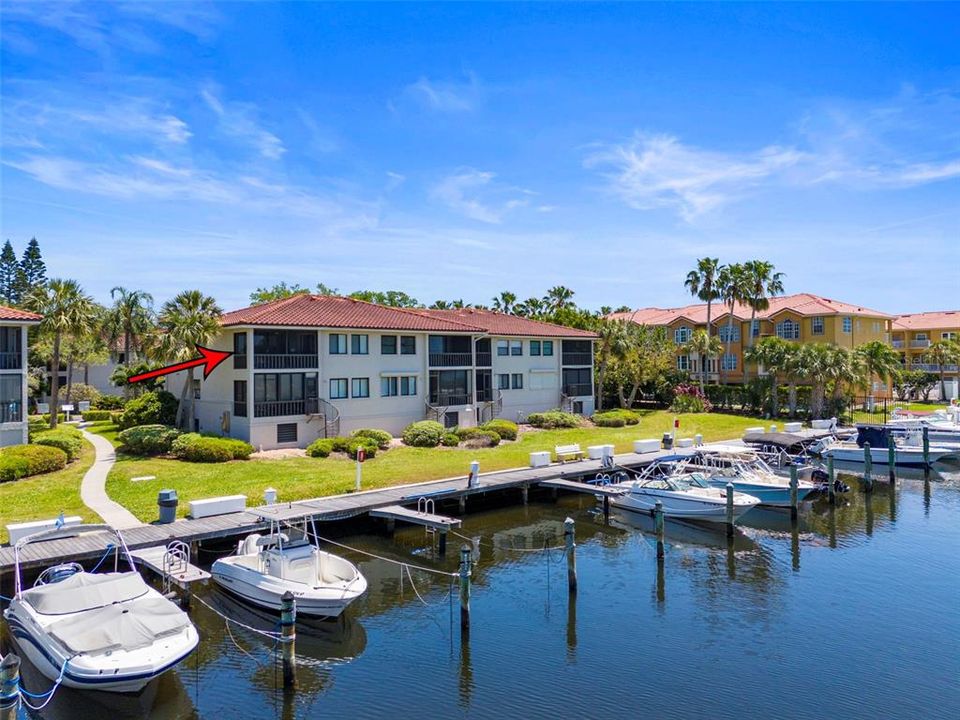 For Sale: $350,000 (2 beds, 2 baths, 1065 Square Feet)
