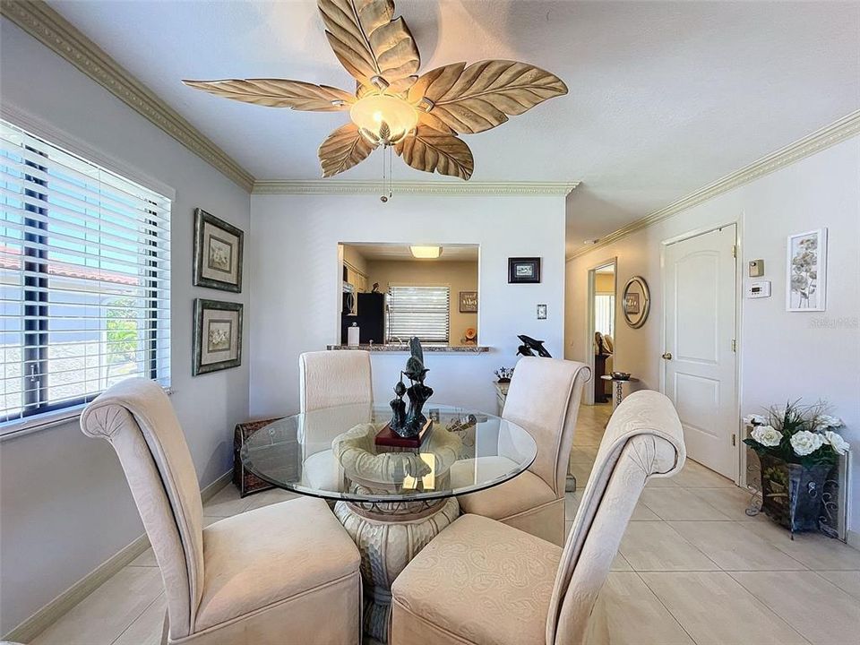 For Sale: $350,000 (2 beds, 2 baths, 1065 Square Feet)