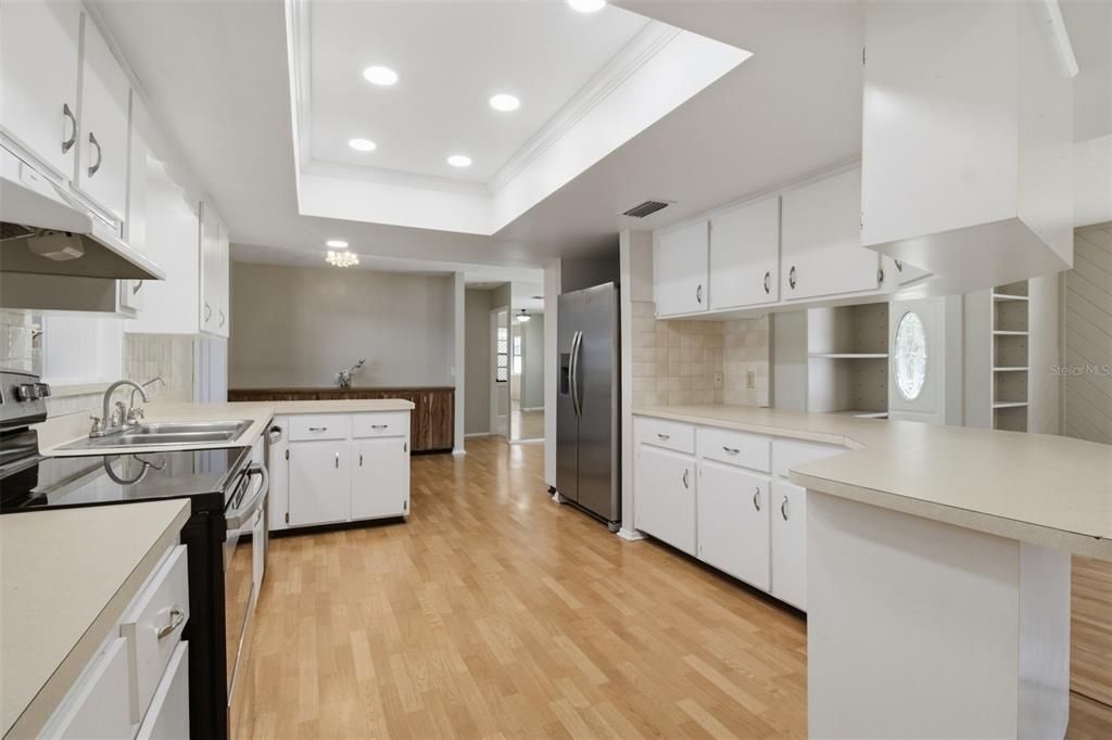 For Sale: $499,900 (3 beds, 2 baths, 2066 Square Feet)