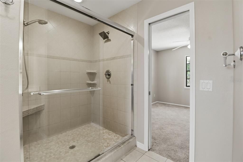 For Sale: $499,900 (3 beds, 2 baths, 2066 Square Feet)