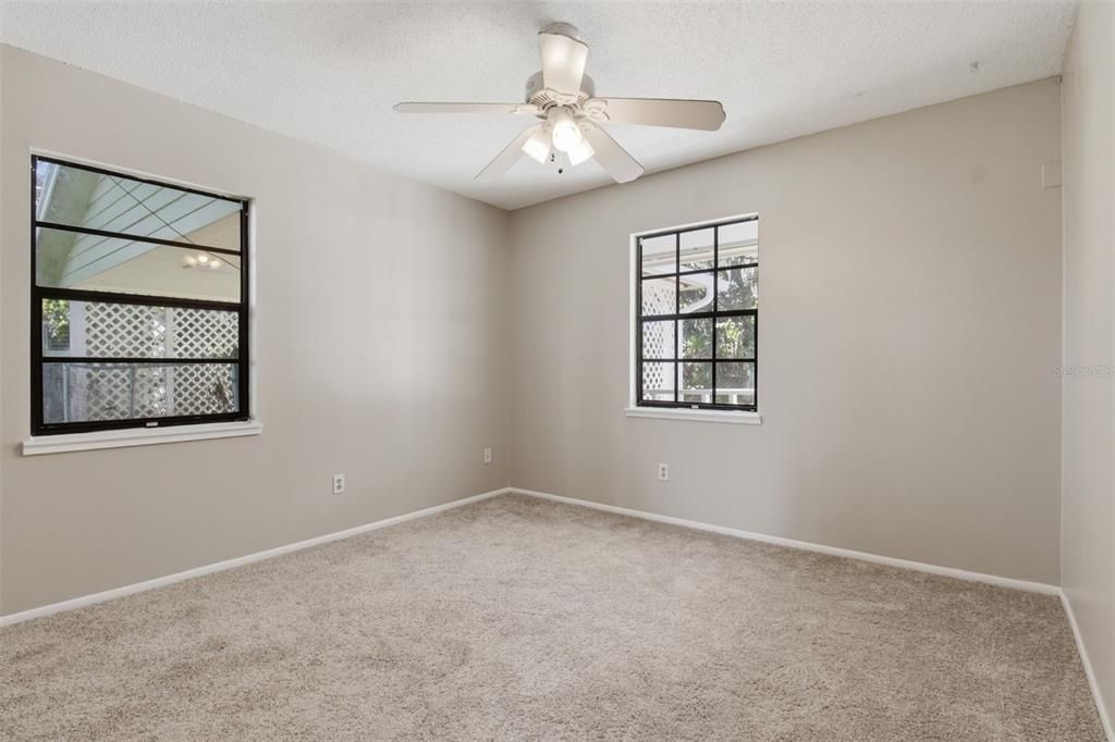 For Sale: $499,900 (3 beds, 2 baths, 2066 Square Feet)