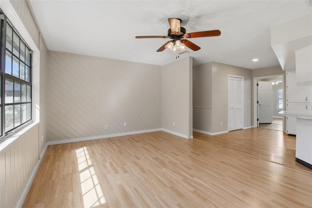For Sale: $499,900 (3 beds, 2 baths, 2066 Square Feet)