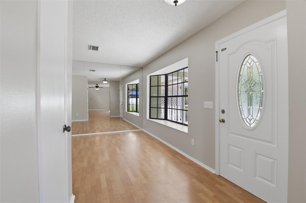 For Sale: $499,900 (3 beds, 2 baths, 2066 Square Feet)