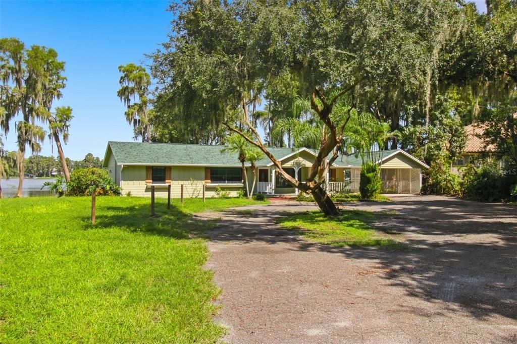 For Sale: $499,900 (3 beds, 2 baths, 2066 Square Feet)