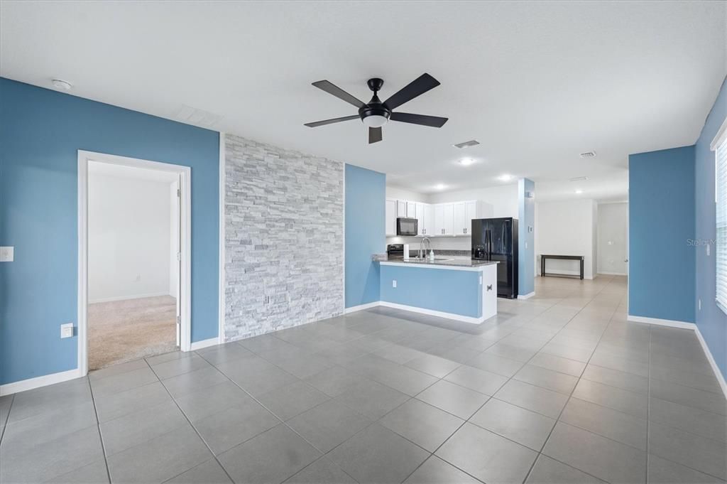 En Venta: $374,900 (3 camas, 2 baños, 1516 Pies cuadrados)