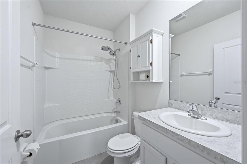 En Venta: $374,900 (3 camas, 2 baños, 1516 Pies cuadrados)