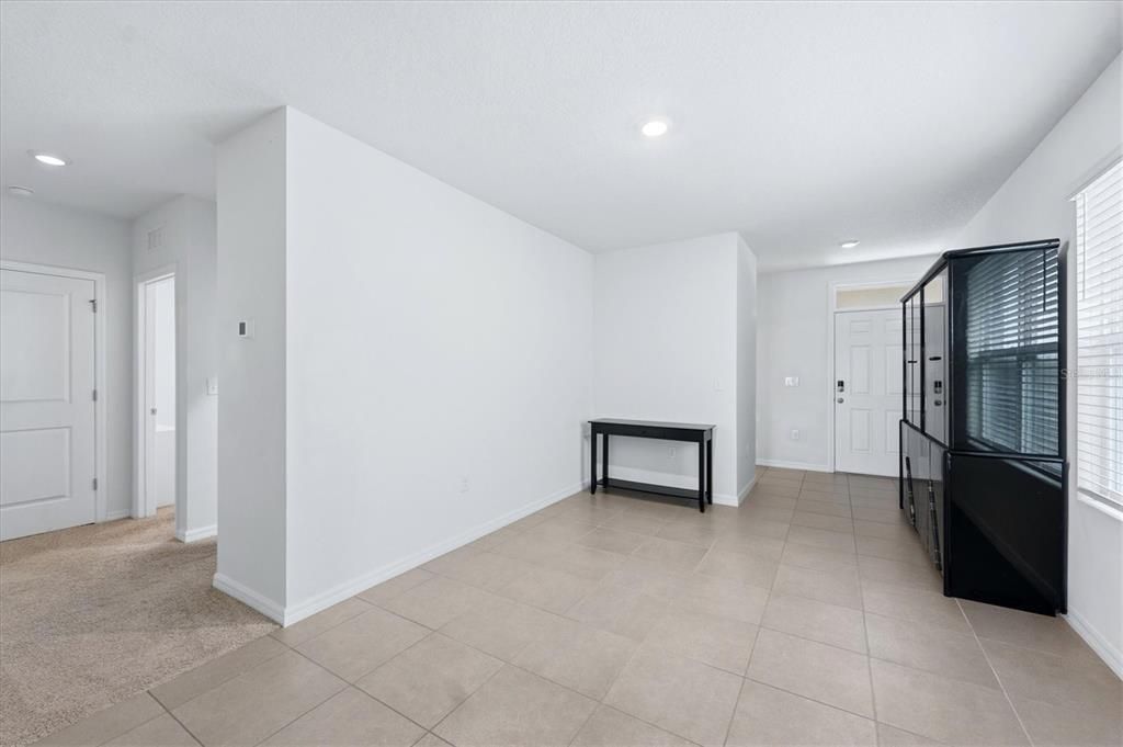 En Venta: $374,900 (3 camas, 2 baños, 1516 Pies cuadrados)