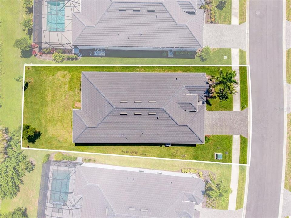 For Sale: $714,900 (4 beds, 3 baths, 2252 Square Feet)
