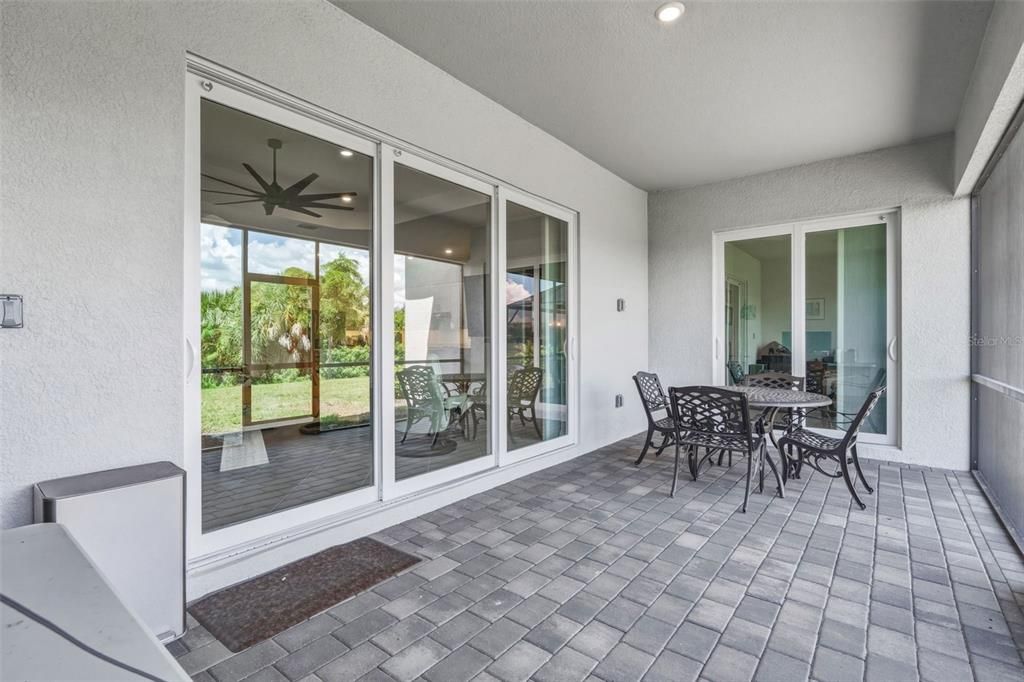 For Sale: $714,900 (4 beds, 3 baths, 2252 Square Feet)