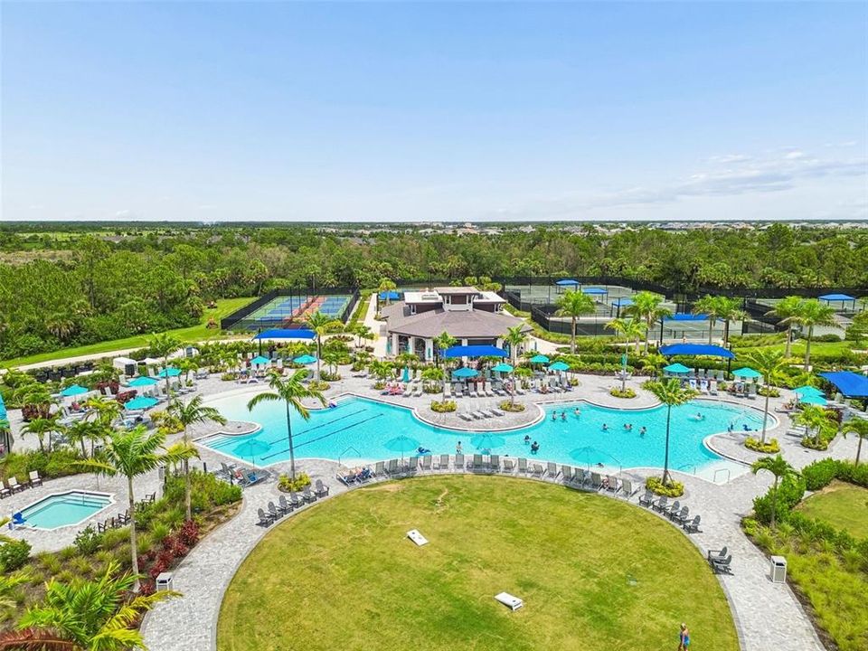 For Sale: $714,900 (4 beds, 3 baths, 2252 Square Feet)