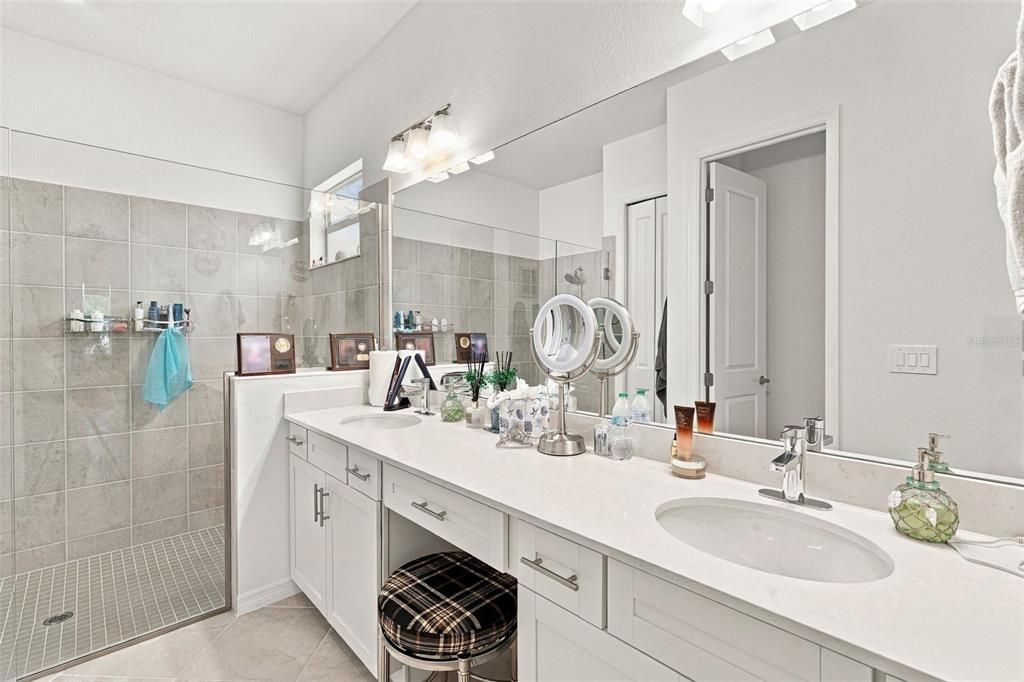 For Sale: $714,900 (4 beds, 3 baths, 2252 Square Feet)