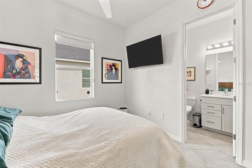 For Sale: $714,900 (4 beds, 3 baths, 2252 Square Feet)