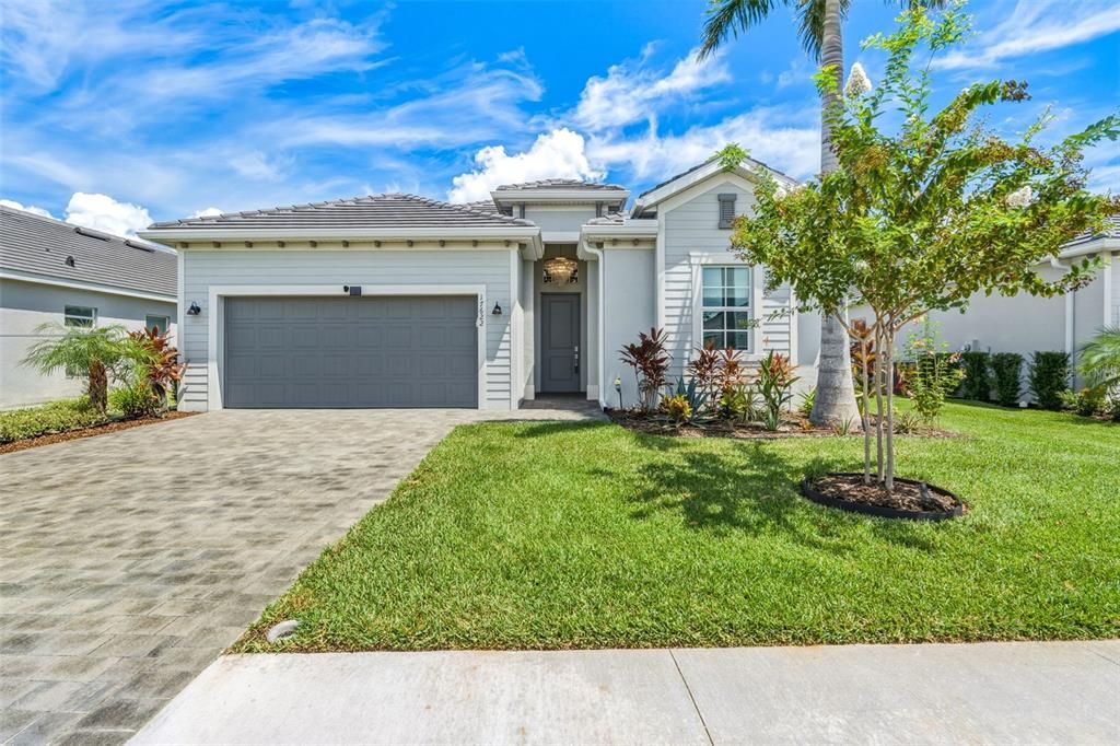 For Sale: $714,900 (4 beds, 3 baths, 2252 Square Feet)