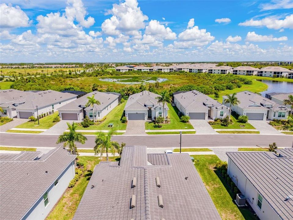 For Sale: $714,900 (4 beds, 3 baths, 2252 Square Feet)