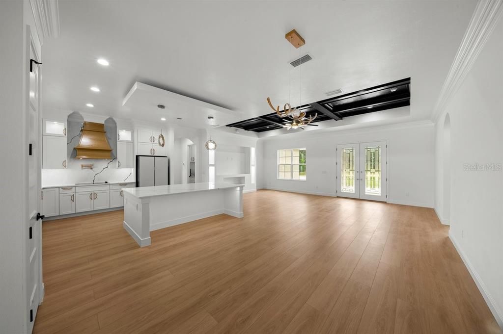 En Venta: $485,000 (4 camas, 3 baños, 2011 Pies cuadrados)