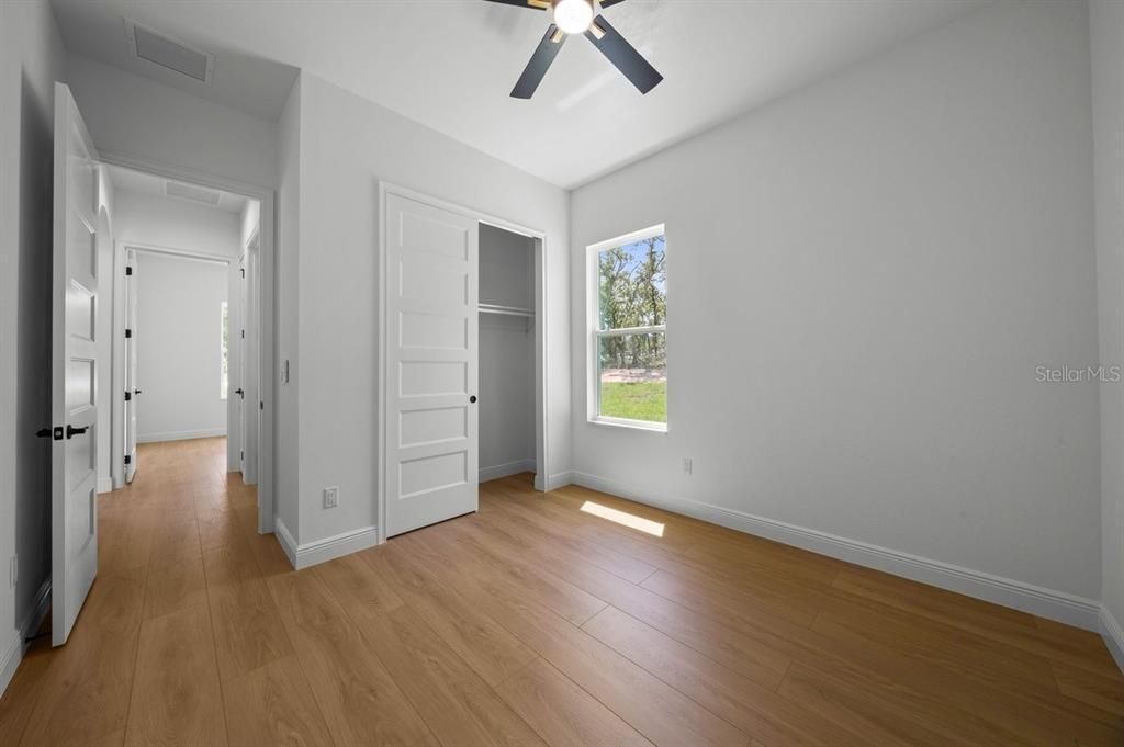 En Venta: $485,000 (4 camas, 3 baños, 2011 Pies cuadrados)