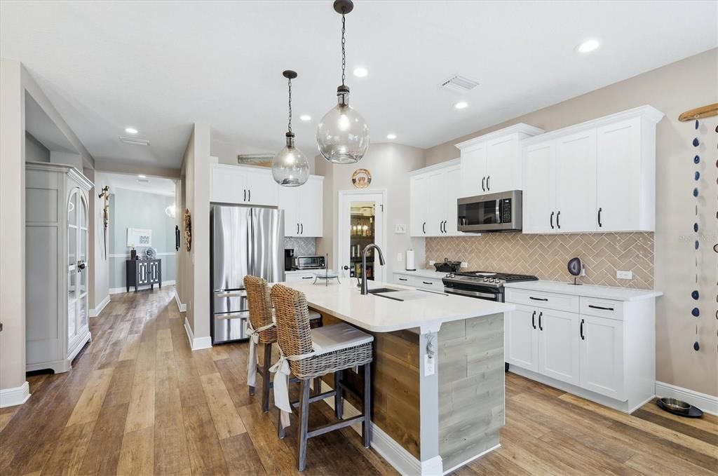 For Sale: $574,900 (3 beds, 2 baths, 1766 Square Feet)
