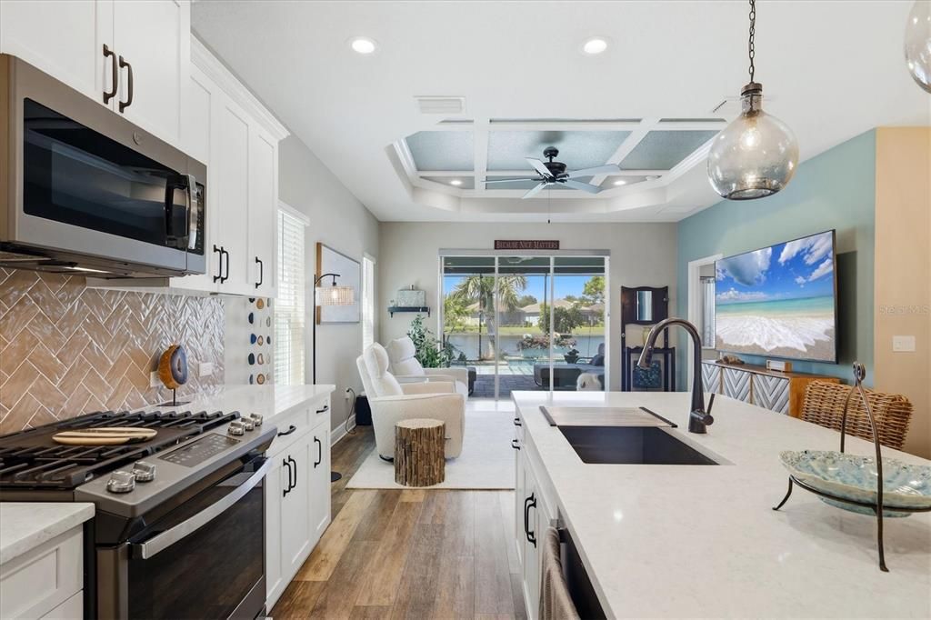 For Sale: $574,900 (3 beds, 2 baths, 1766 Square Feet)