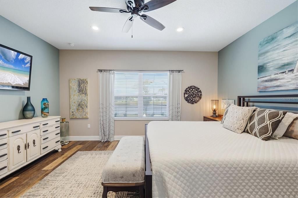 For Sale: $574,900 (3 beds, 2 baths, 1766 Square Feet)