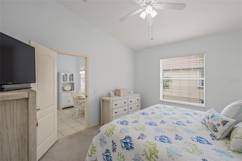 For Sale: $279,900 (3 beds, 2 baths, 1383 Square Feet)