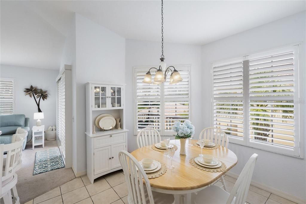 For Sale: $279,900 (3 beds, 2 baths, 1383 Square Feet)