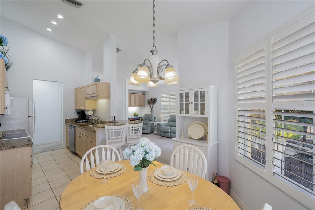 For Sale: $279,900 (3 beds, 2 baths, 1383 Square Feet)