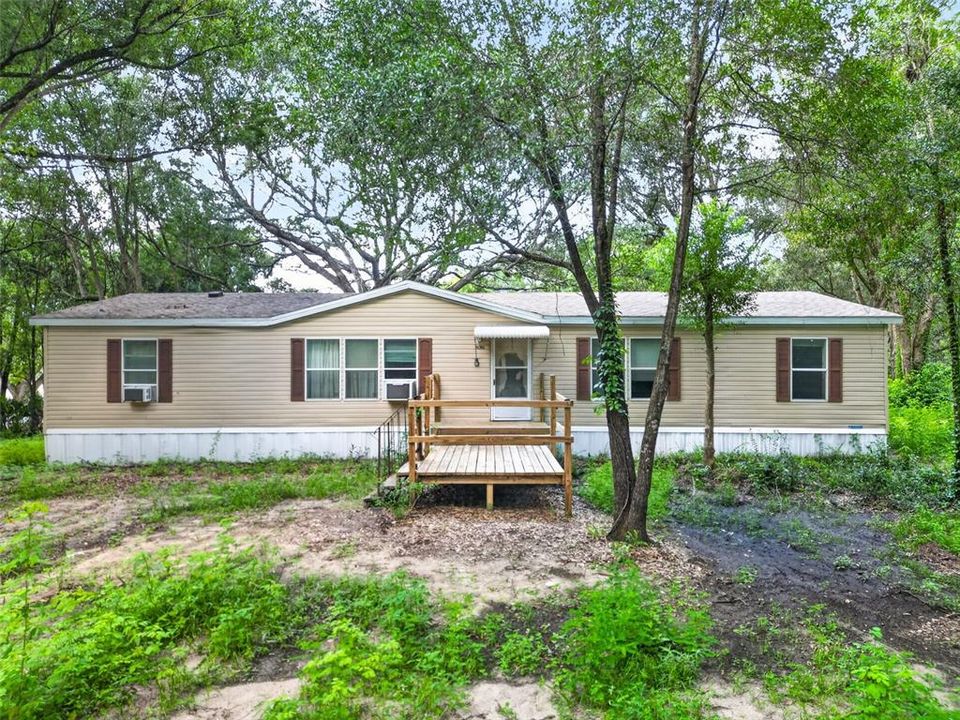 For Sale: $215,000 (3 beds, 2 baths, 1620 Square Feet)