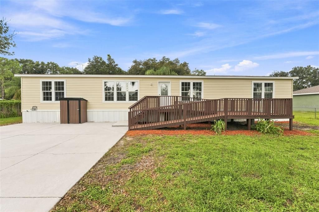 For Sale: $305,000 (3 beds, 2 baths, 2108 Square Feet)