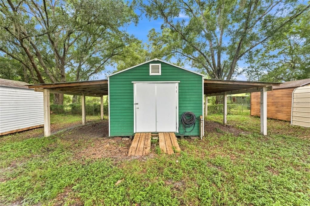 For Sale: $305,000 (3 beds, 2 baths, 2108 Square Feet)