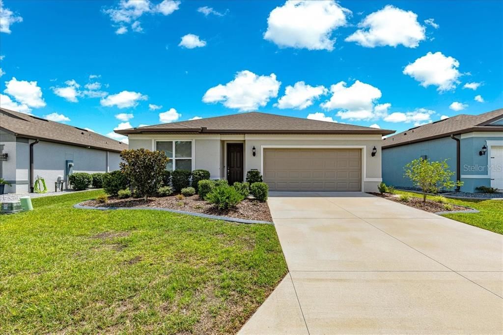 For Sale: $384,000 (4 beds, 2 baths, 1853 Square Feet)