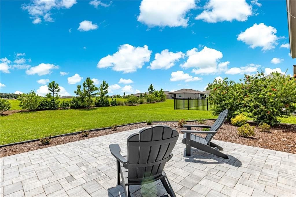 For Sale: $384,000 (4 beds, 2 baths, 1853 Square Feet)