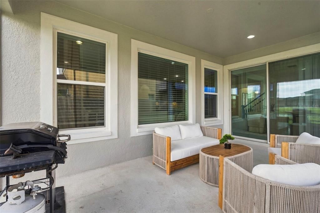 En Venta: $675,000 (4 camas, 3 baños, 2855 Pies cuadrados)