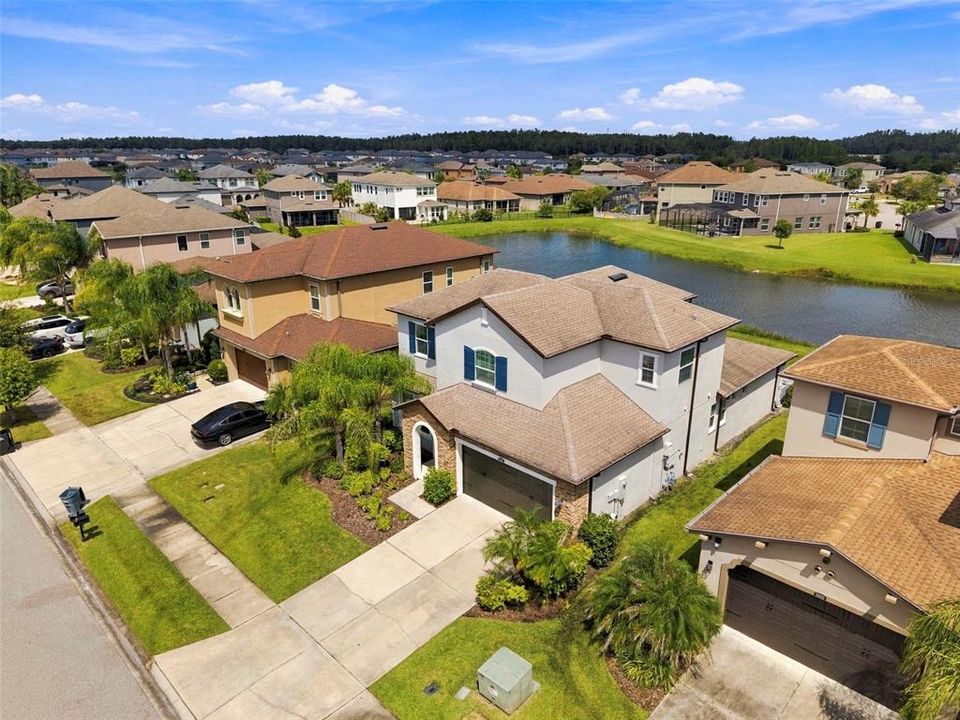 En Venta: $675,000 (4 camas, 3 baños, 2855 Pies cuadrados)