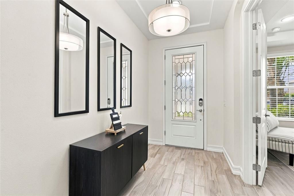 En Venta: $675,000 (4 camas, 3 baños, 2855 Pies cuadrados)