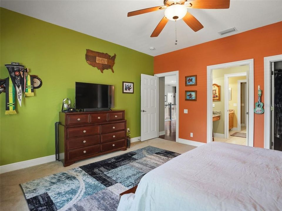 For Sale: $1,399,900 (6 beds, 6 baths, 5791 Square Feet)